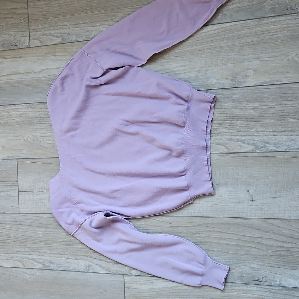 Line & Dot Sweater - Picture 4 of 4